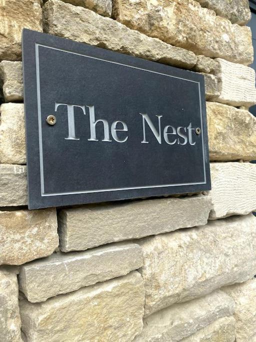 Stylish One Bedroom Cotswold Coach House Tetbury Dış mekan fotoğraf