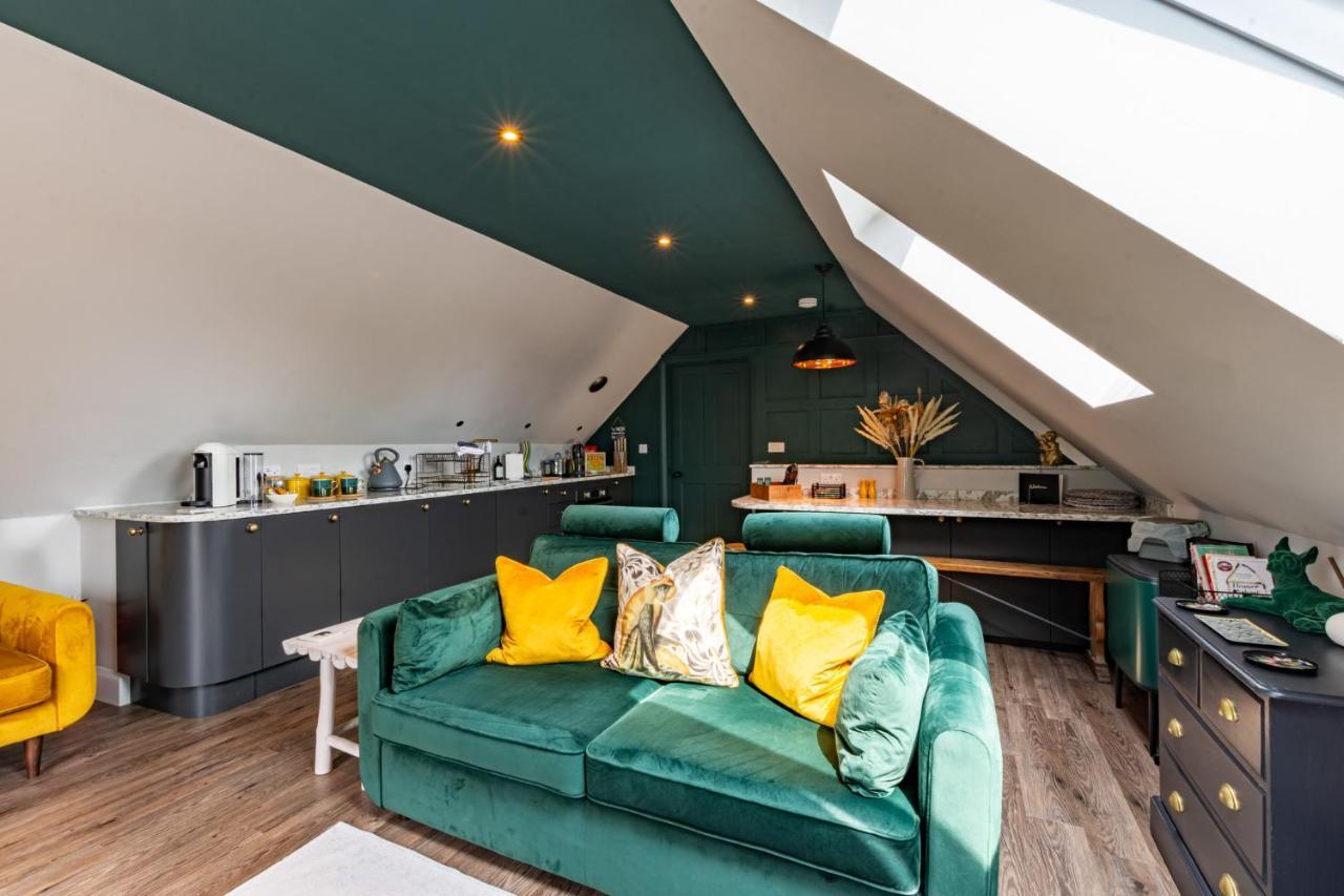 Stylish One Bedroom Cotswold Coach House Tetbury Dış mekan fotoğraf